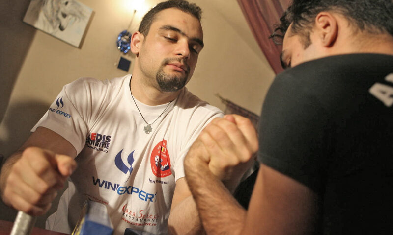 Ion Oncescu a învins 1.000 de persoane la skandenberg